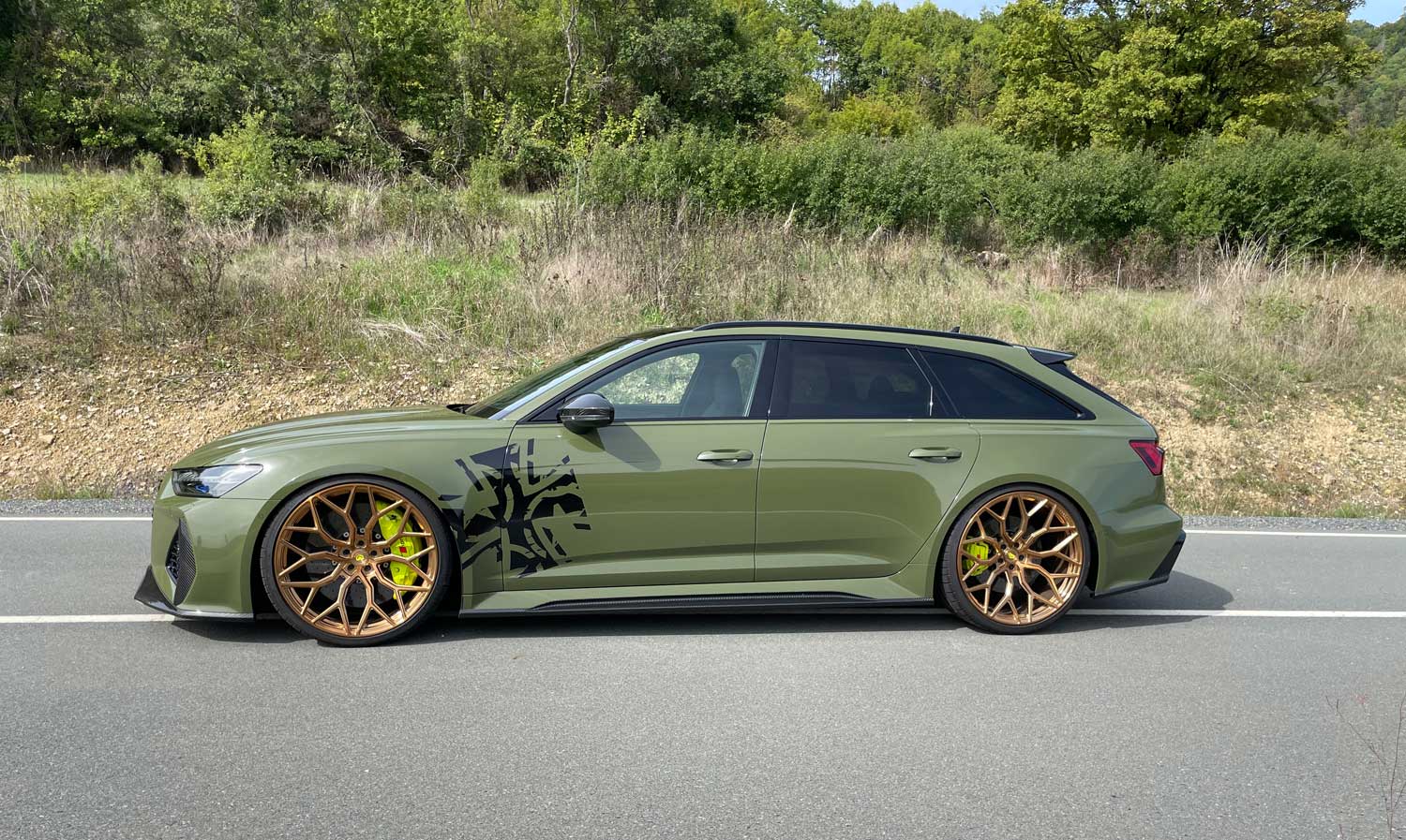 Gallery Carbon Bodykit  CDC_RS6C8_03.jpg