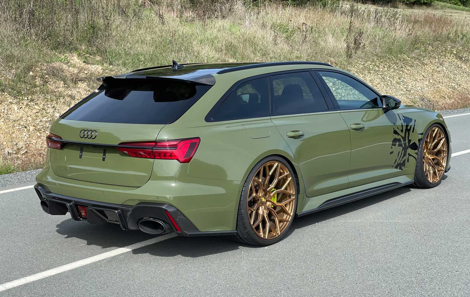 Gallery Carbon Bodykit  CDC_RS6C8_12.jpg