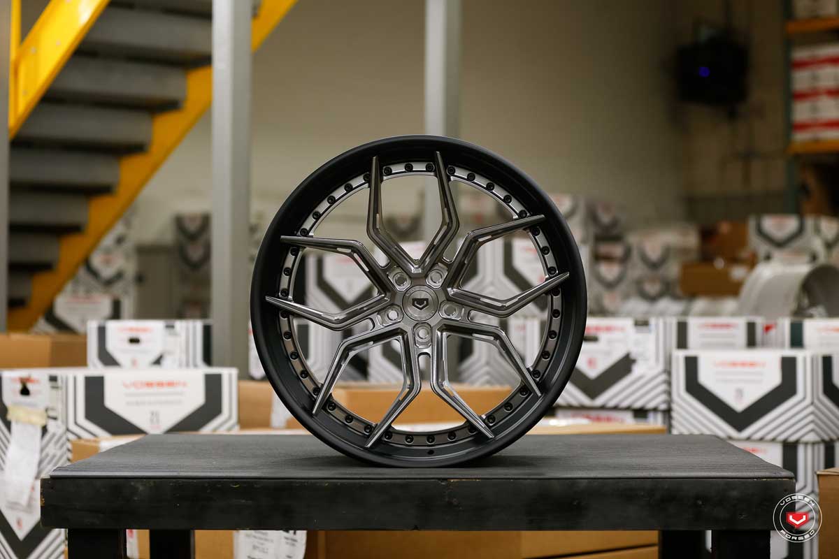 Felge VOSSEN EVO-4 vossen_EVO4R_3p_5.jpg