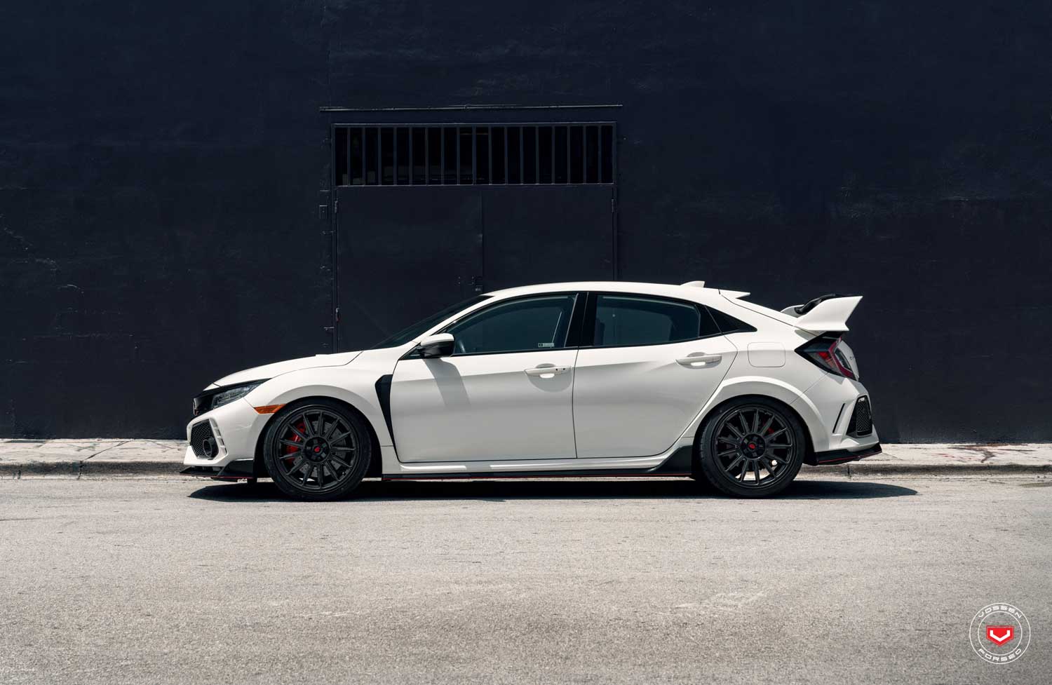 Gallery VOSSEN GNS-3 vossen_GNS3_Mono_Gallery_4.jpg