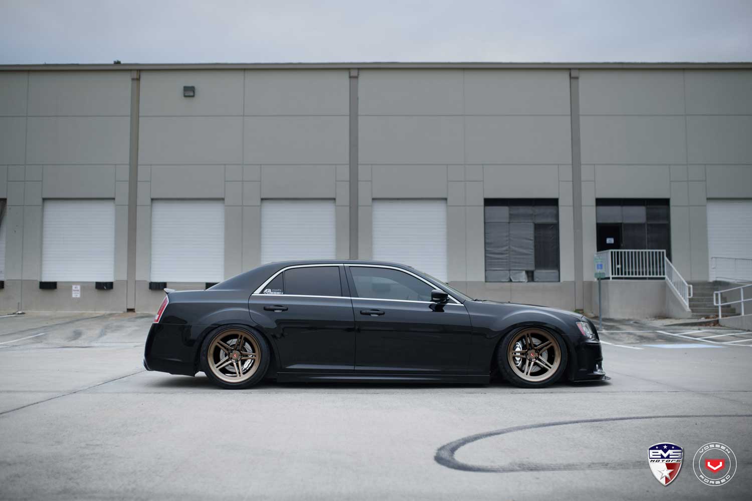 Gallery VOSSEN LC-102 vossen_LC102_Mono_Gallery_3.jpg